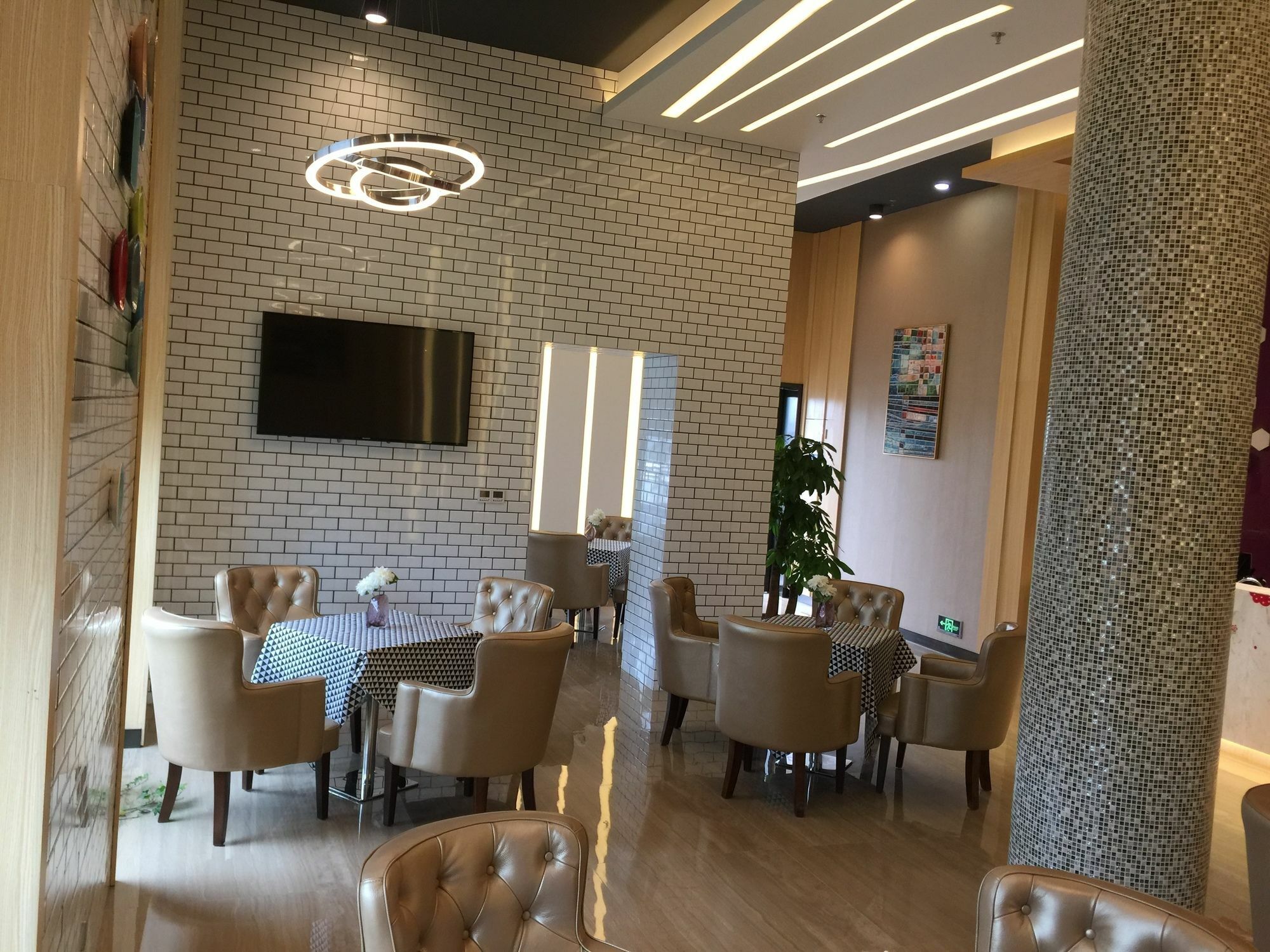 Ibis Styles Changsha Intl Exhibition Ctr Huangxing Экстерьер фото